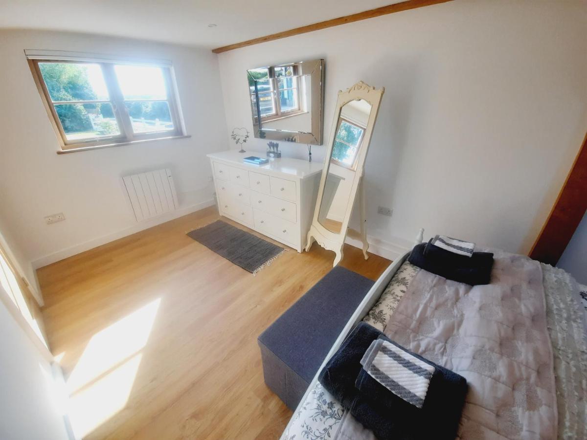 The Clock House Apartamento Canterbury Exterior foto